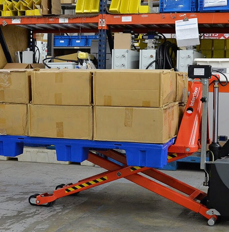 7 yash-engineers-scissor-lift-pallet-truck-india